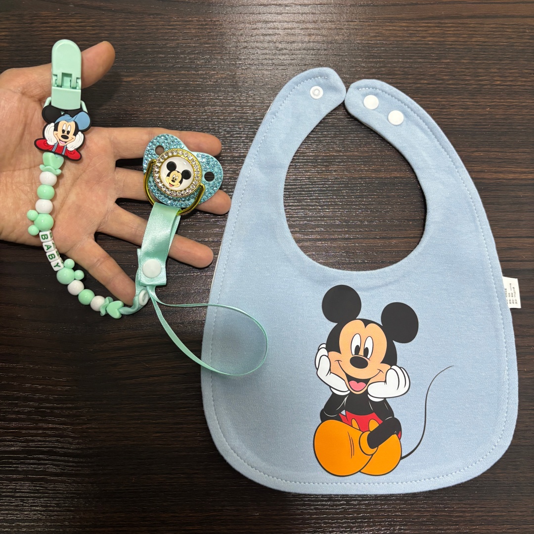 Newborn bib & baby crawling su - Baby Food Set recensione e prezzo