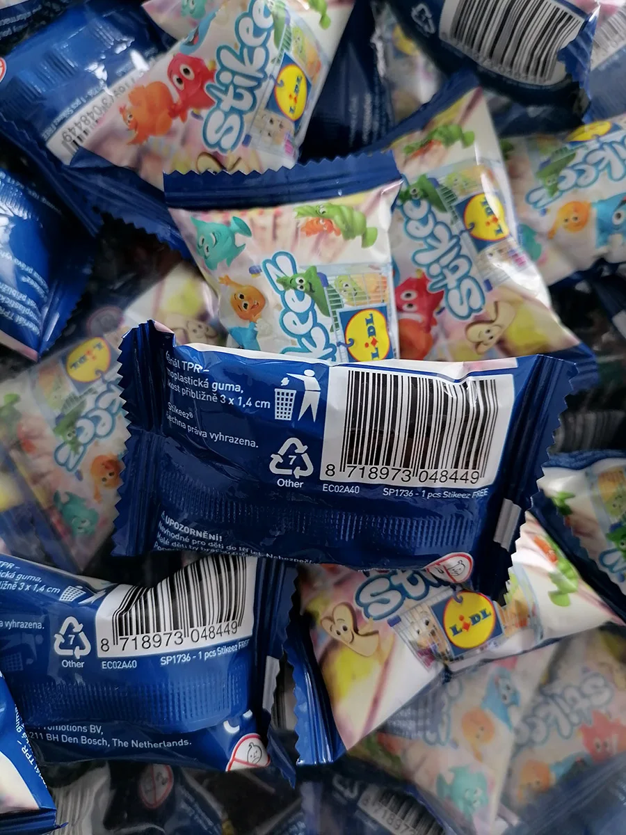 Cute Coles Stikeez Lidl Figure - Baby Food Vegetable recensione e prezzo